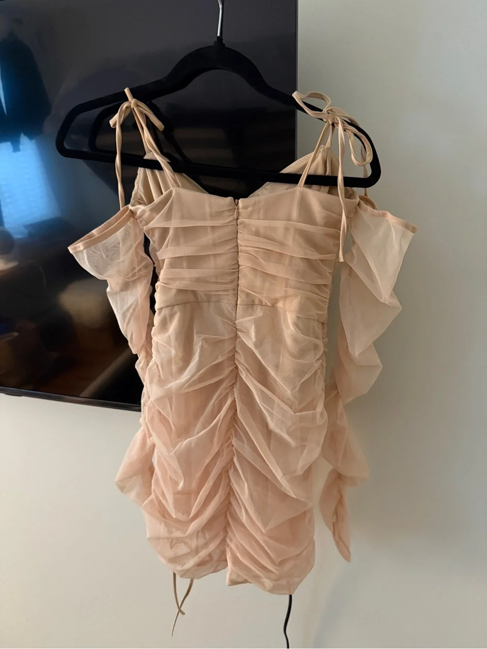 Oh Polly Mesh Mini Dress- New with Tags size UK 6 - Picture 3 of 4